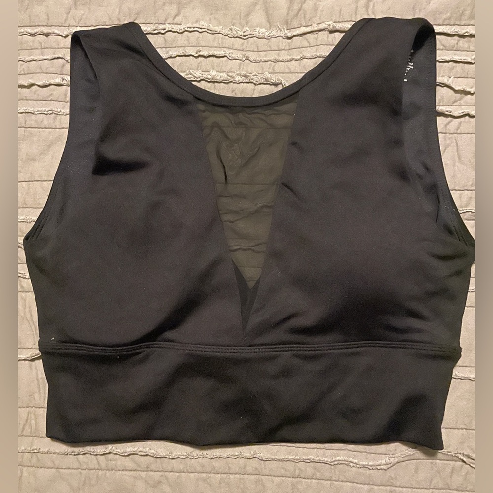 Senita Athletics Victoria sports bra medium longline Black with mesh detail